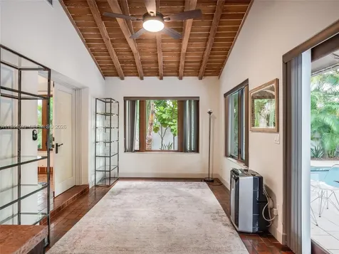 320 W 26th Street Miami Beach FL 33140