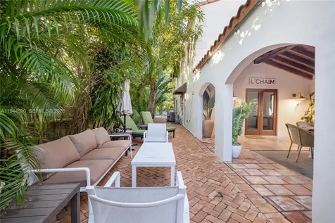 320 W 26th Street Miami Beach FL 33140