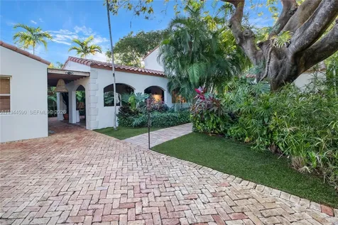 320 W 26th Street Miami Beach FL 33140