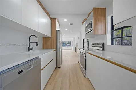 1995 NW 58th Street Miami FL 33142