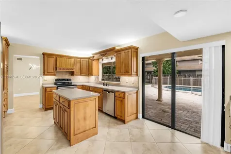 15835 Cotswold Court Davie FL 33331