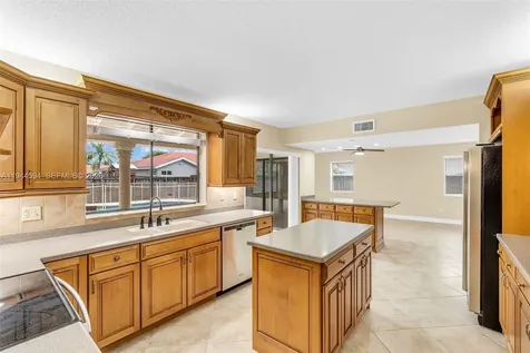 15835 Cotswold Court Davie FL 33331