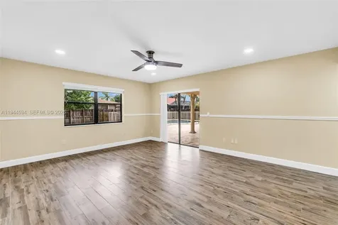 15835 Cotswold Court Davie FL 33331