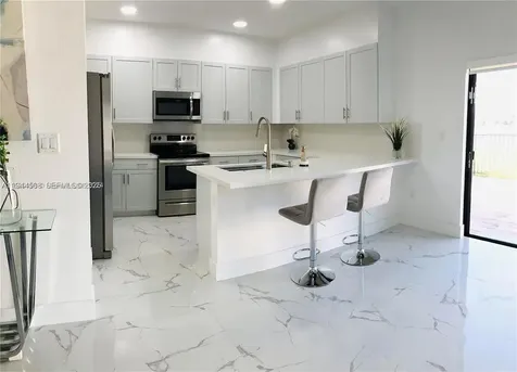 10162 SW 228th Terrace Miami FL 33190