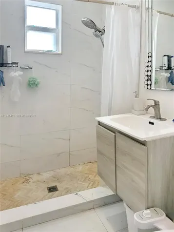 971 79th Terrace Miami Beach FL 33141