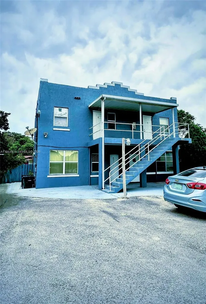1821 NW 33rd Street Miami FL 33142