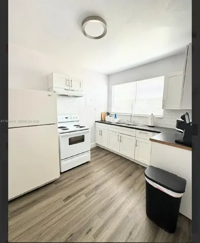 1821 NW 33rd Street Miami FL 33142