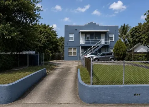 1821 NW 33rd Street Miami FL 33142