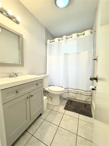 1821 NW 33rd Street Miami FL 33142