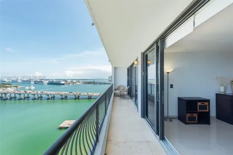 555 NE 15th Street Miami FL 33132