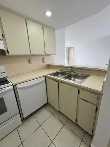 7035 NW 186th Street Hialeah FL 33015