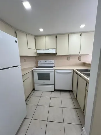 7035 NW 186th Street Hialeah FL 33015