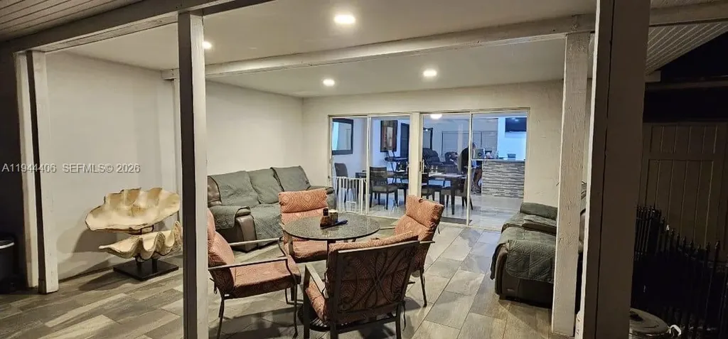 2531 Whale Harbor Lane Fort Lauderdale FL 33312