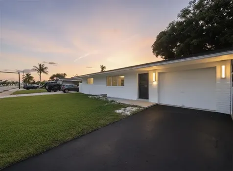 8600 Taft Street Pembroke Pines FL 33024