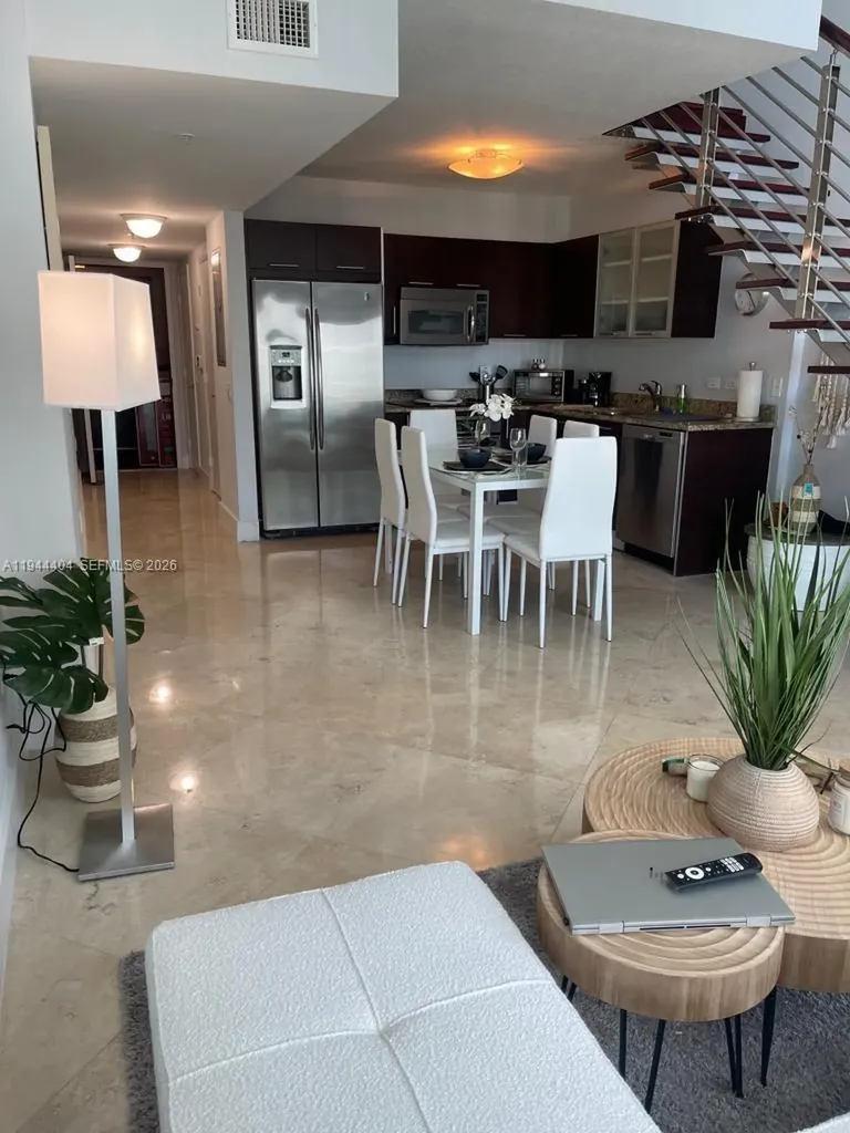 41 SE 5th Street Miami FL 33131