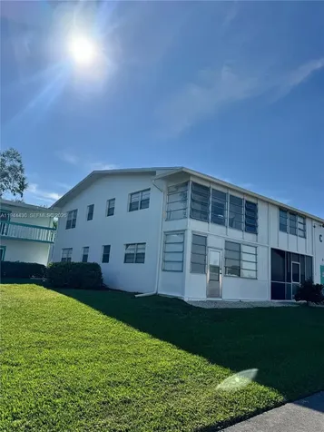 65 Westbury C Deerfield Beach FL 33442
