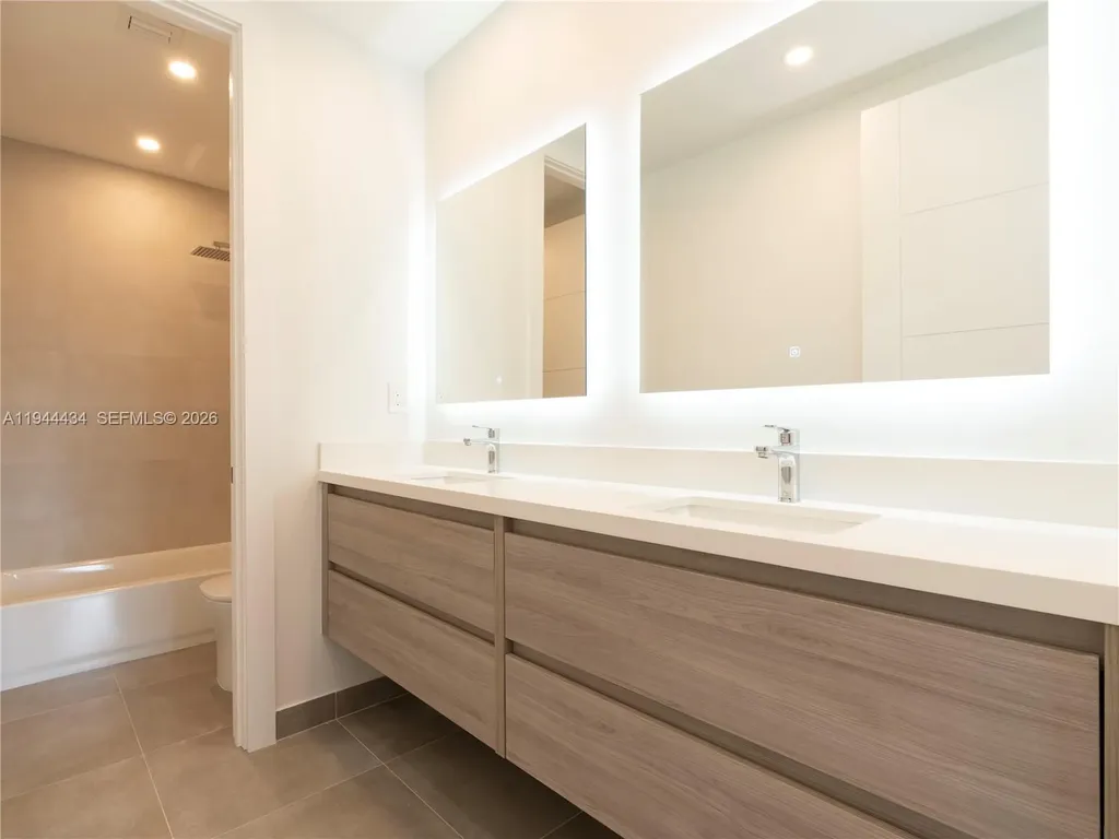 830 SW 30th Street Fort Lauderdale FL 33315