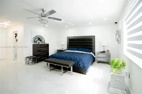 942 NW 133rd Court Miami FL 33182