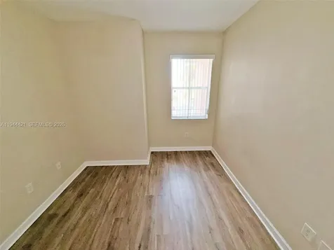2884 SE 2 Drive Homestead FL 33033