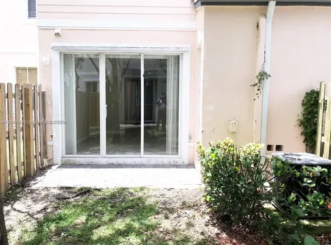 2884 SE 2 Drive Homestead FL 33033