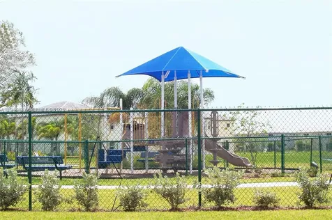 2884 SE 2 Drive Homestead FL 33033