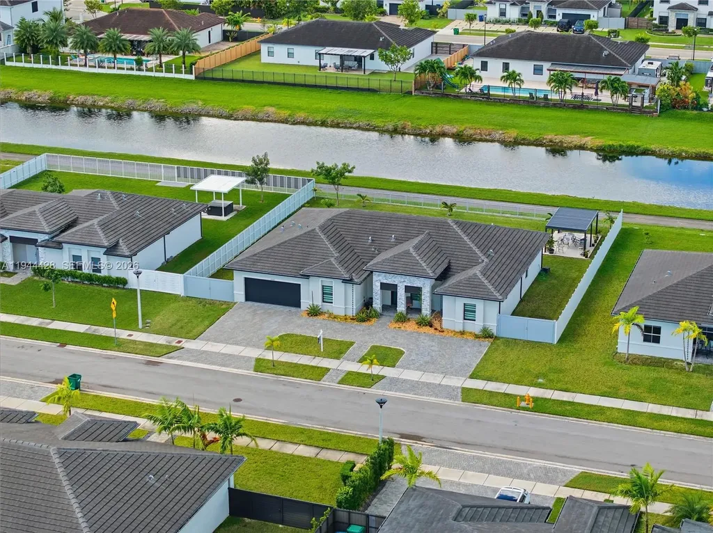 19080 SW 133rd Court Miami FL 33177