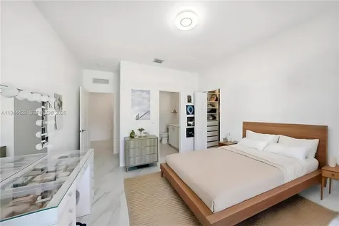 19080 SW 133rd Court Miami FL 33177