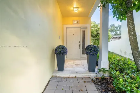 357 NE 35th Terrace Homestead FL 33033