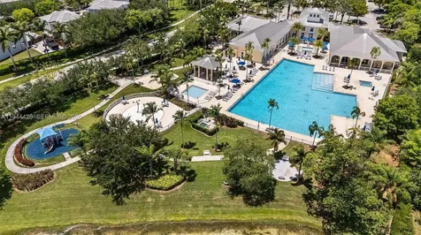 357 NE 35th Terrace Homestead FL 33033