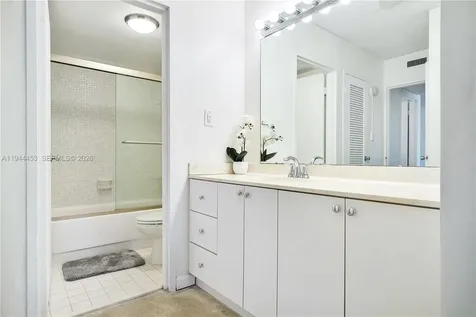9225 Collins Avenue Surfside FL 33154