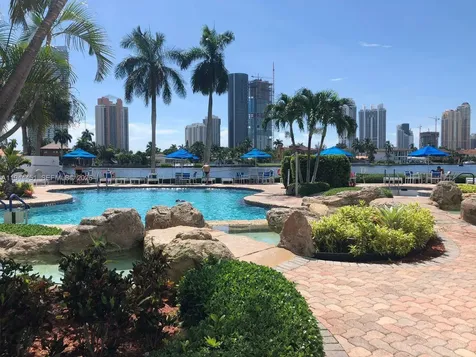 Aventura FL 33180