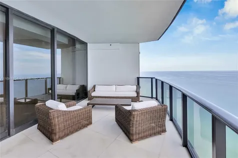 18555 Collins Avenue Sunny Isles Beach FL 33160