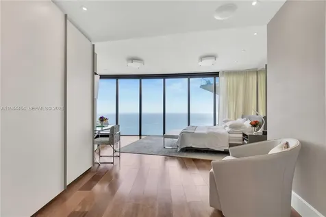 18555 Collins Avenue Sunny Isles Beach FL 33160