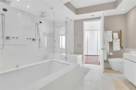 18555 Collins Avenue Sunny Isles Beach FL 33160