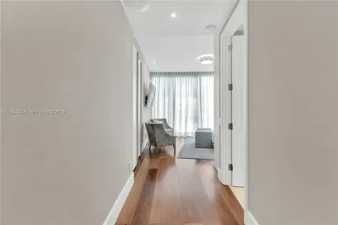 18555 Collins Avenue Sunny Isles Beach FL 33160