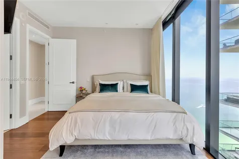 18555 Collins Avenue Sunny Isles Beach FL 33160
