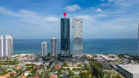 18555 Collins Avenue Sunny Isles Beach FL 33160