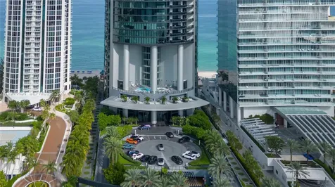 18555 Collins Avenue Sunny Isles Beach FL 33160