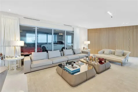 18555 Collins Avenue Sunny Isles Beach FL 33160