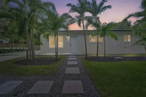 21021 NE 13th Place Miami FL 33179