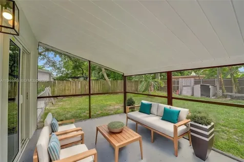 21021 NE 13th Place Miami FL 33179