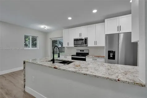 21021 NE 13th Place Miami FL 33179
