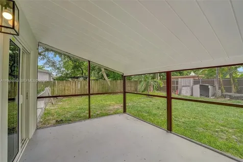 21021 NE 13th Place Miami FL 33179