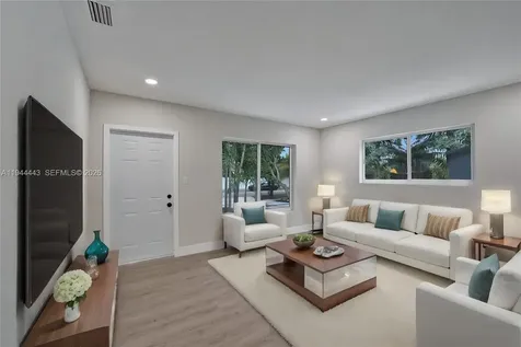 21021 NE 13th Place Miami FL 33179