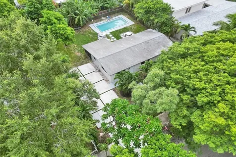 21021 NE 13th Place Miami FL 33179