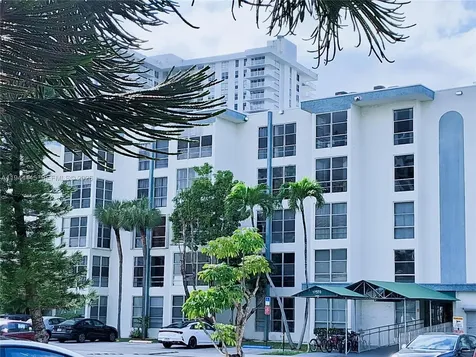 17570 Atlantic Boulevard Sunny Isles Beach FL 33160