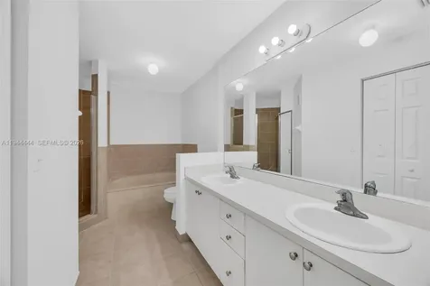 2233 SE 24th Place Homestead FL 33035