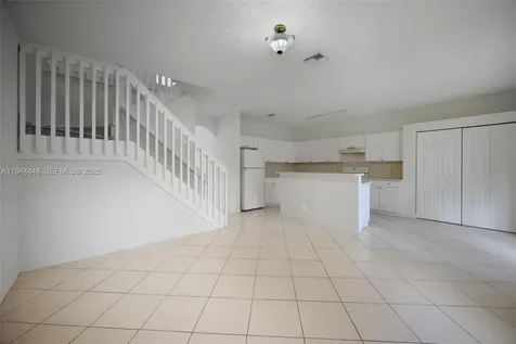 2233 SE 24th Place Homestead FL 33035