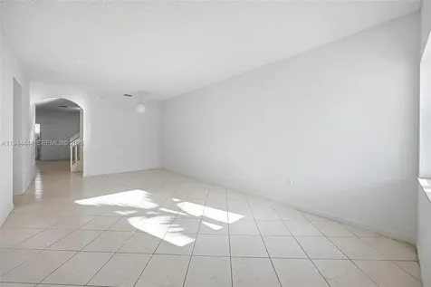 2233 SE 24th Place Homestead FL 33035