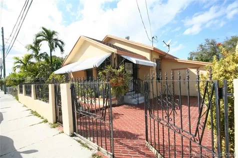 1119 SW 9th Street Miami FL 33130